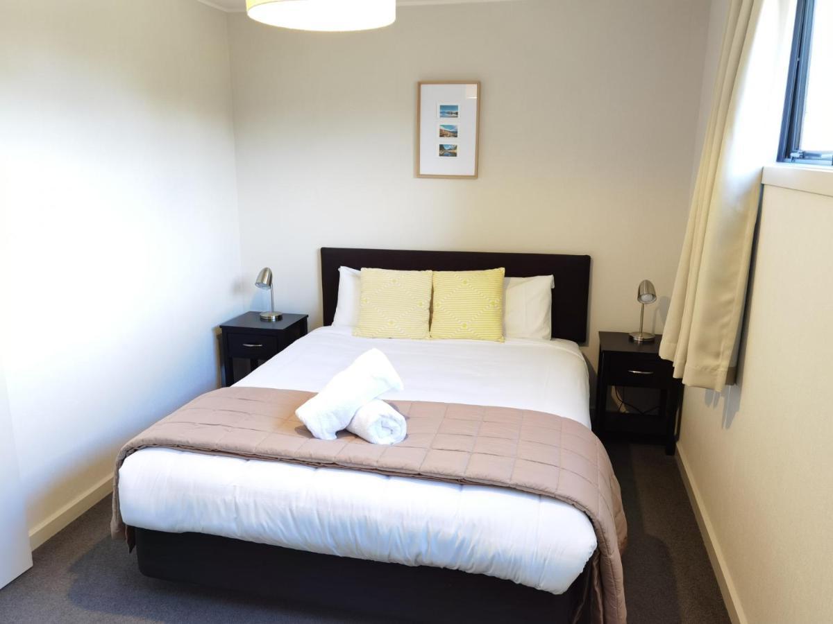 Milford Road Apartments Te Anau Esterno foto